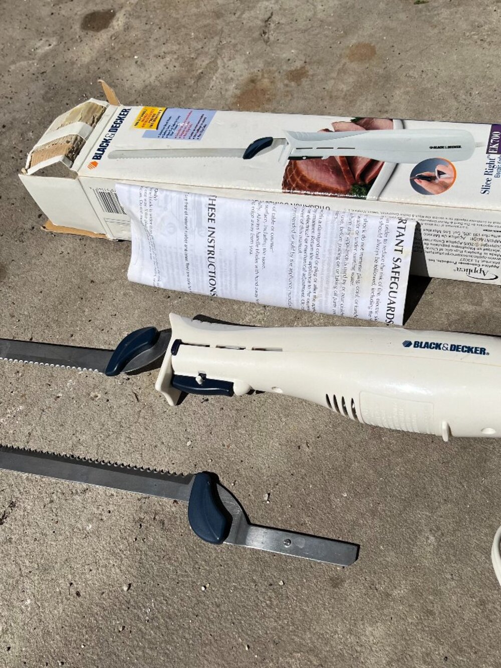 Black & Decker Electric Knife Slice Right EK700 Turkey Ham Carver Kitchen Tool